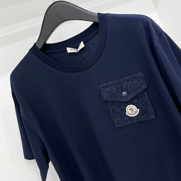 高品質モンクレール ロゴ パッチポケット Tシャツ パロディ 2色 mor83514